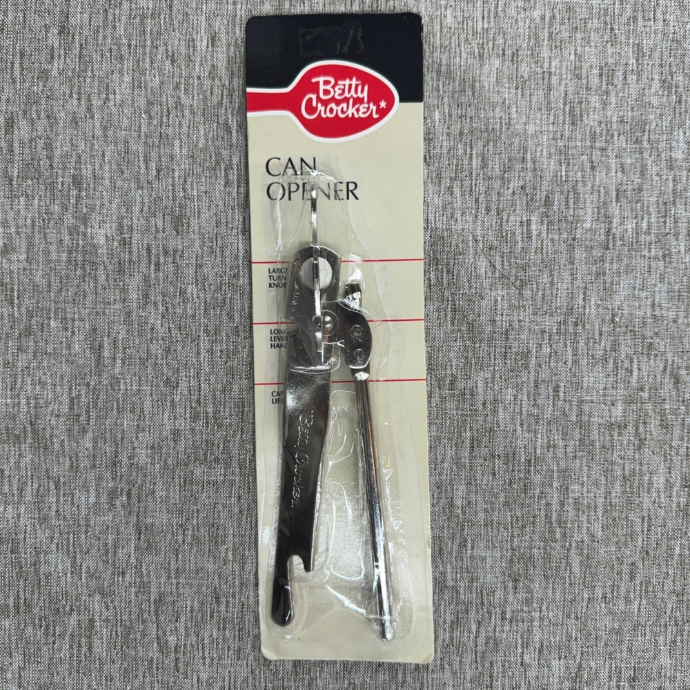 Vintage Betty Crocker Manual Can Opener Silver Chrome Handheld Bottle Opener NIP